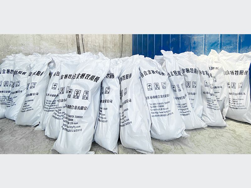 埋地管線，儲罐外壁及其它地下金屬結(jié)構(gòu)常用犧牲陽極